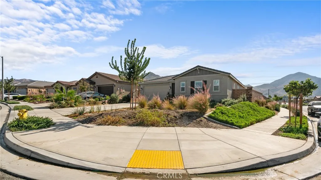 19743 Clementine Court, Riverside, California 92507 home-pic-27